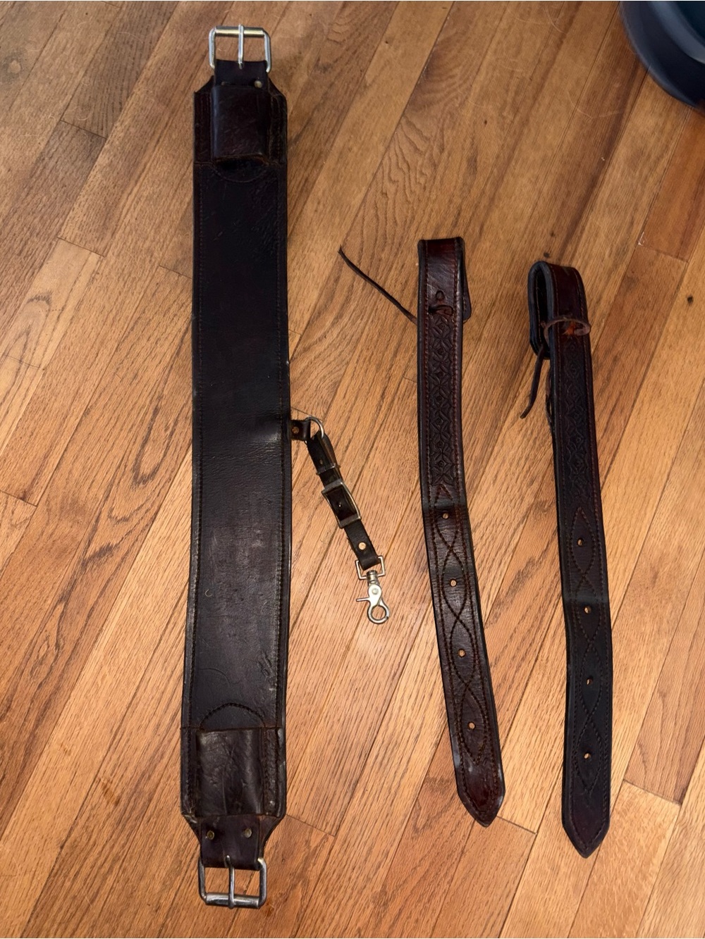 Back cinch - Picture 4 of 6